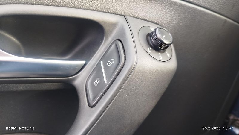 Volkswagen Polo (2017) 1.0 tsi - fotka 14 z 15