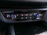 Opel Insignia ST 2.0 Turbo 191kW 4x4 automat - náhled 16
