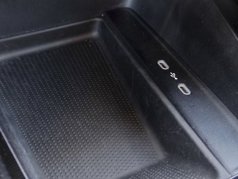 Škoda Octavia (2023) Combi Ambition Plus 2,0 Tdi 11 - fotka 21 z 36