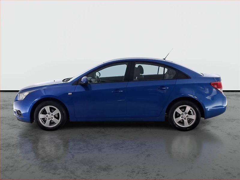 Chevrolet Cruze (2009) 1.6 i 16V, Park. senzory - fotka 3 z 15