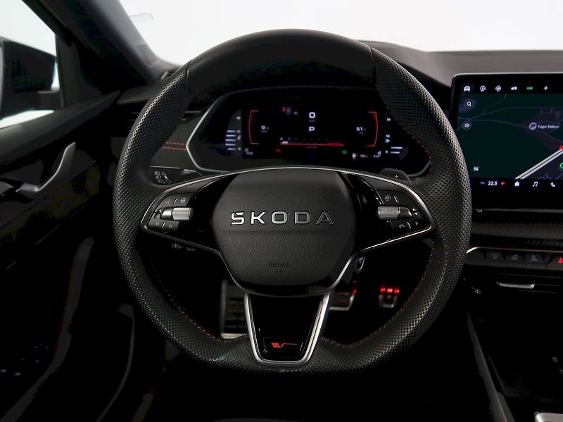 Škoda Octavia (2026) RS 2.0TSI 195KW DSG CANTON - fotka 18 z 49