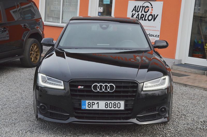 Audi S8 (2017) Plus 4.0 V8 605 PS Quattro - fotka 2 z 47