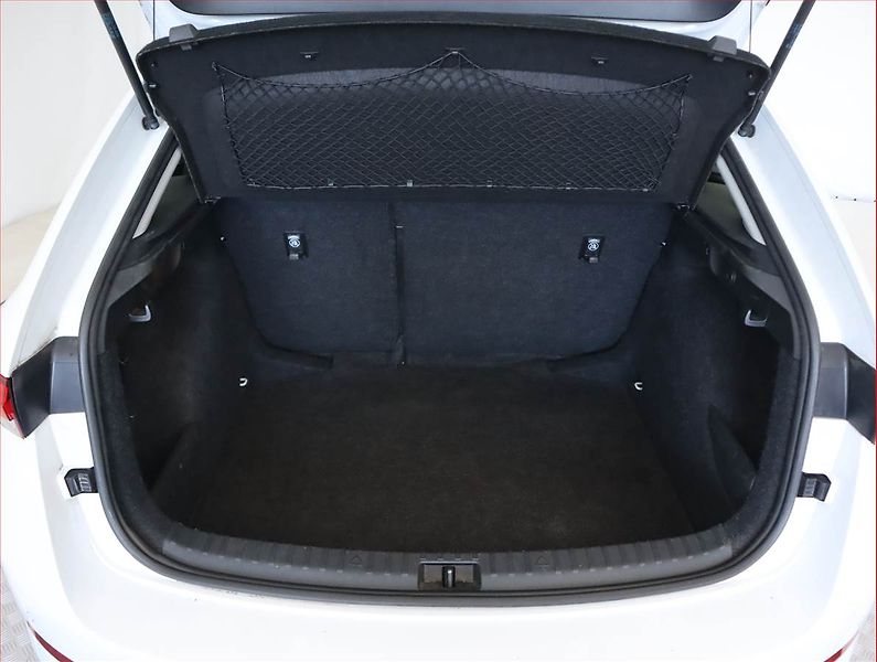 Škoda Scala (2020) 1.5 TSI, Serv.kniha, Tempomat - fotka 14 z 21