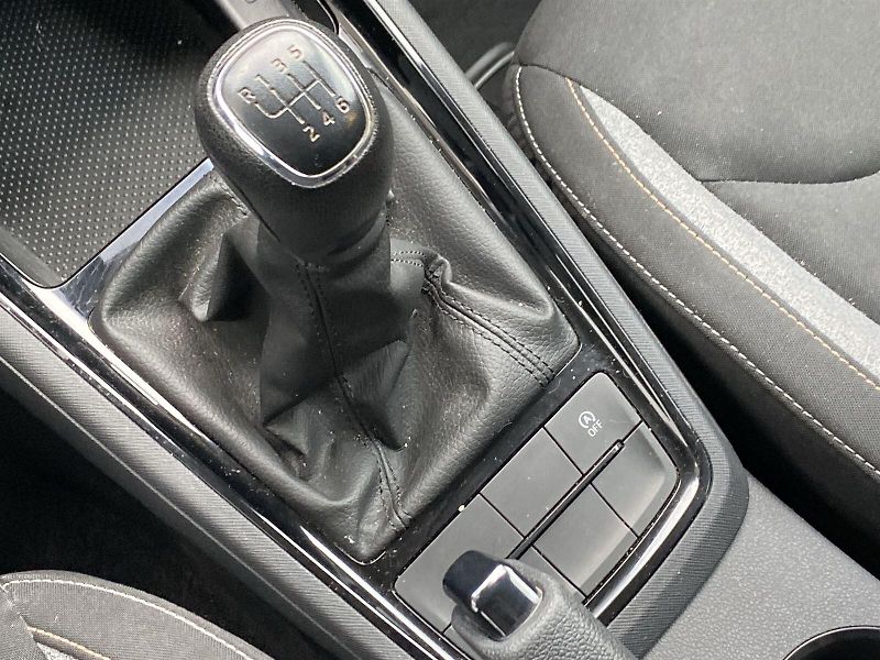 Škoda Scala (2024) 1.0 TSI Selection - fotka 16 z 32