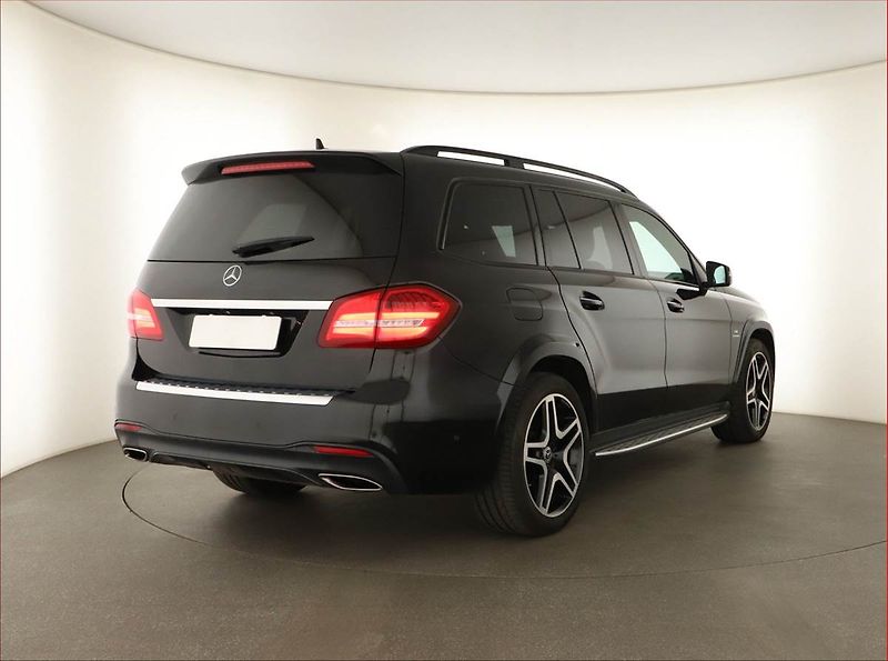 Mercedes-Benz GLS (2018) 500 4MATIC - fotka 5 z 22