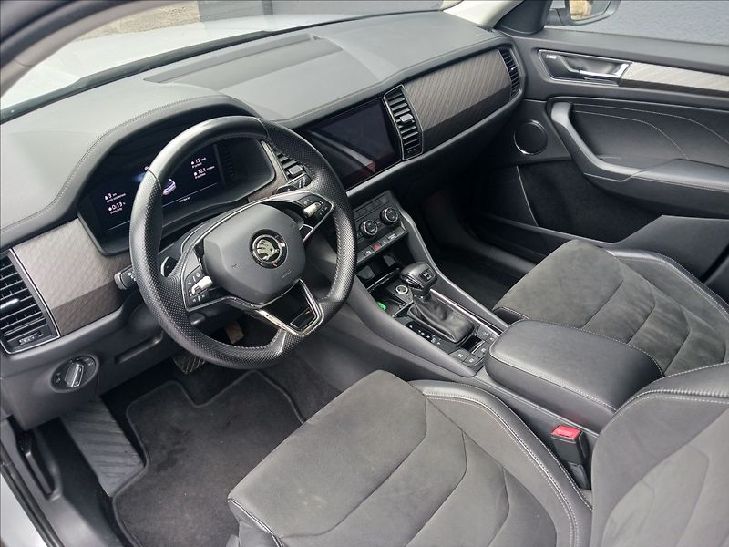Škoda Kodiaq 2,0 147 kW DSG 4x4 STYLE PLUS - fotka 12 z 29