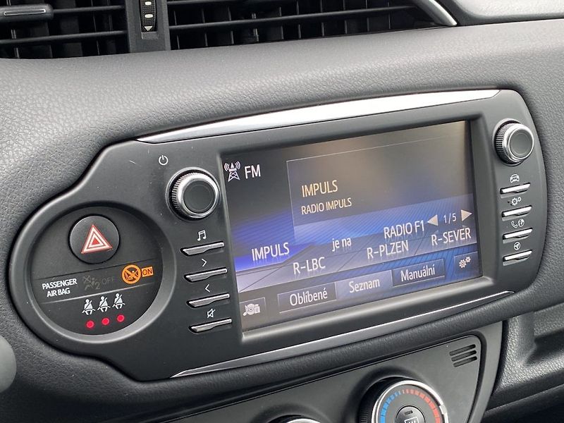 Toyota Yaris 1.5i, ČR, Trend, záruka - fotka 20 z 30