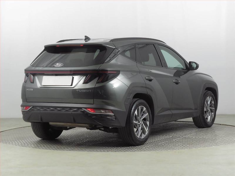 Hyundai Tucson (2021) 1.6 T-GDI - fotka 5 z 23