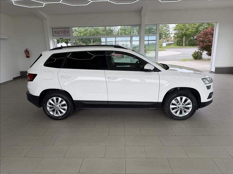 Škoda Karoq 2,0 TDi, DSG,NAVI,TZ,LED - fotka 4 z 28