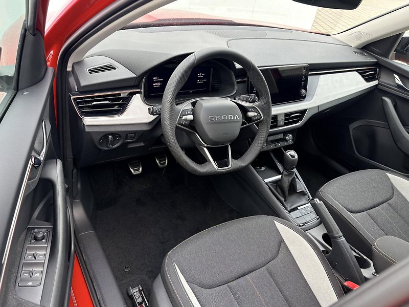 Škoda Kamiq (2026) Dynamic 6MP 1,0TSI - fotka 3 z 6