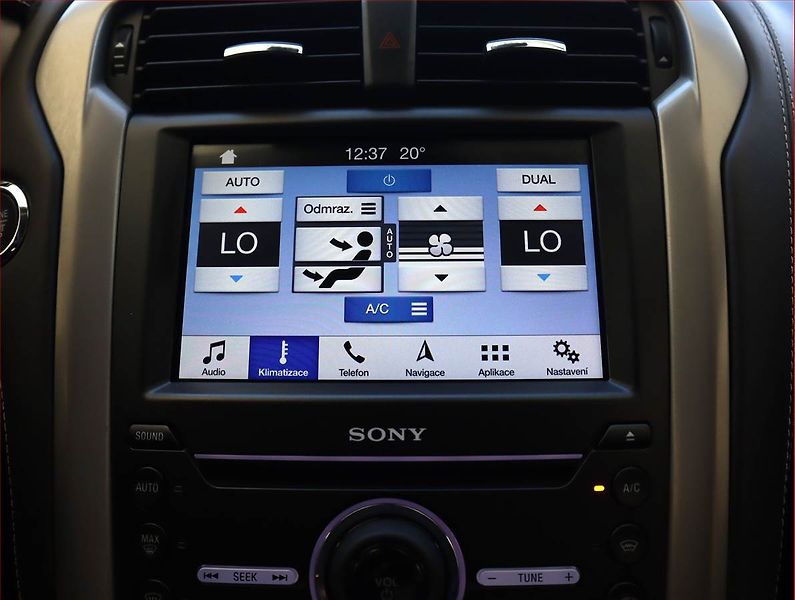 Ford Mondeo (2018) Vignale 2.0 Hybrid, Automat - fotka 17 z 22