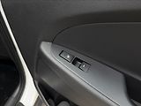 Hyundai Tucson 2.0 CRDI Style 4x4 Autom - náhled 22