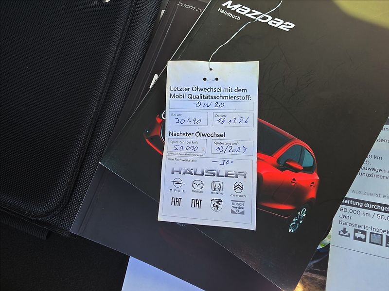 Mazda 2 1,5 Skyactiv G75 33tkm NAVI ST - fotka 37 z 43