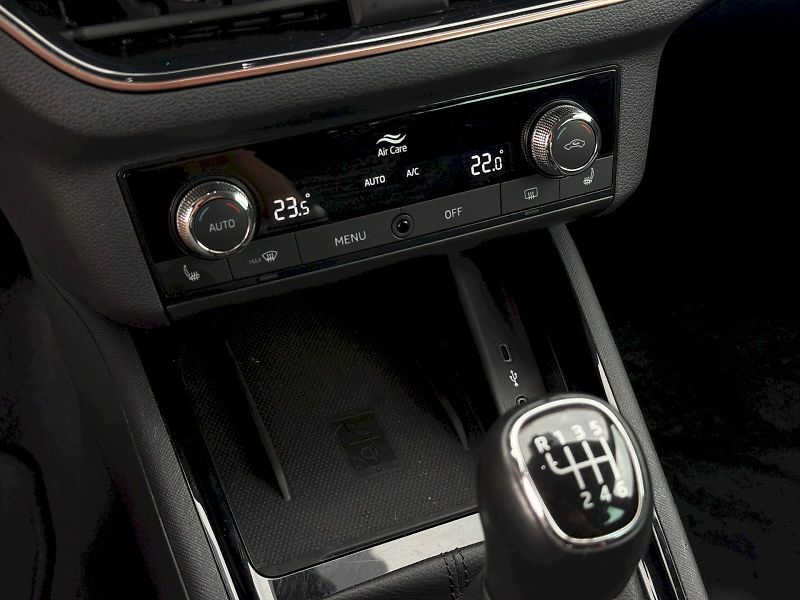 Škoda Scala (2024) 1.5 TSI 110 kW Style - fotka 16 z 21