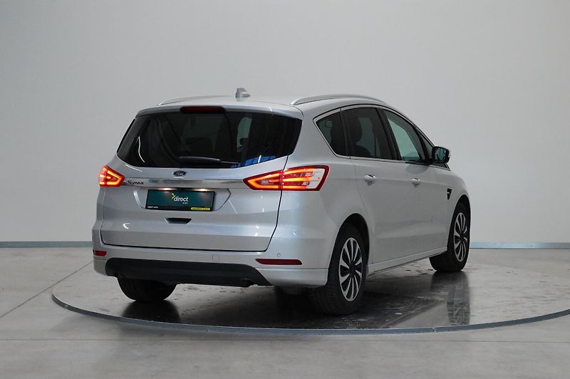 Ford S-MAX - fotka 3 z 6