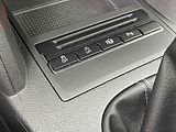 Volkswagen Touran (2013) 1.2 TSi, Life, bixen, navi, - náhled 14