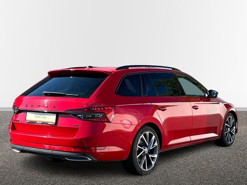 Škoda Superb SportLine DSG 4x4 - fotka 2 z 30
