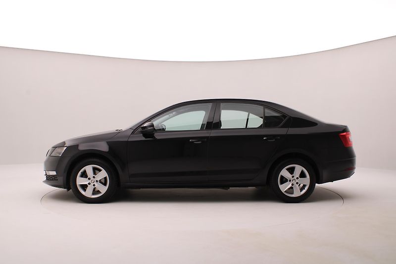 Škoda Octavia 1.4TSI AMBITION CZ REZERVACE - fotka 9 z 35