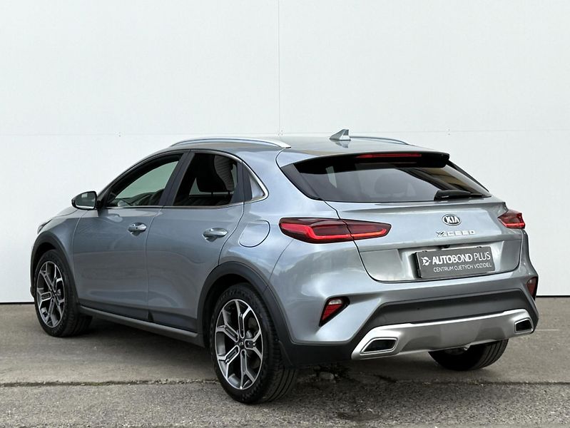 Kia XCeed 1.5 T-GDI 7DCT 117kW TOP - fotka 7 z 23