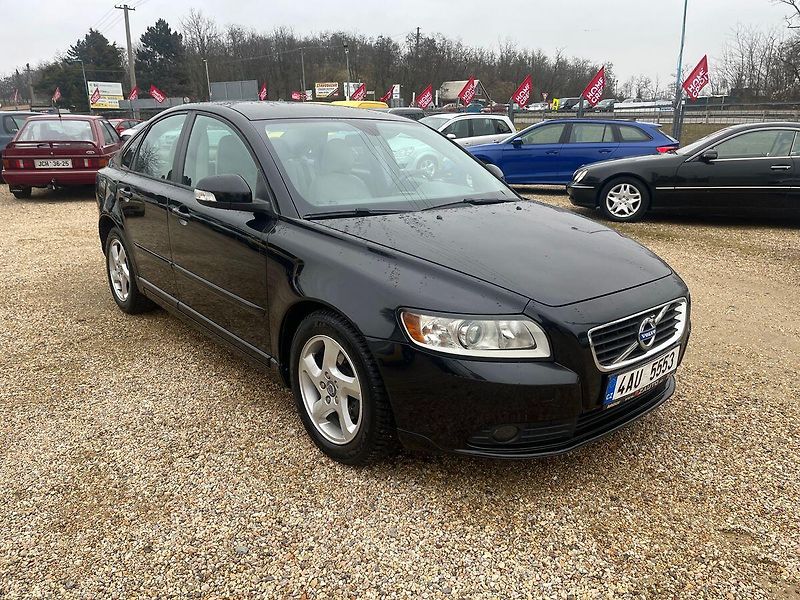 Volvo S40 1.6D 84KW*NOVÉ VSTŘIKY* - fotka 9 z 26
