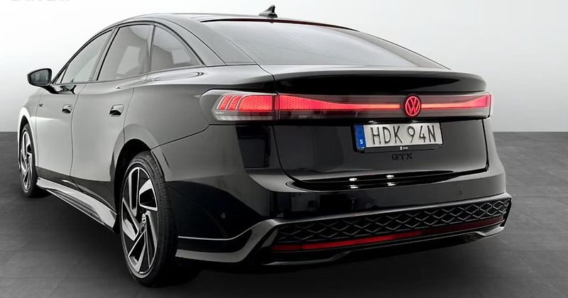 Volkswagen ID.7 GTX SoH 95% 360k Tažné Matrix - fotka 4 z 20