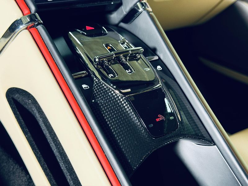 Ferrari Roma (2021) FULL CARBON MAX VÝB ZÁRUKA - fotka 22 z 30