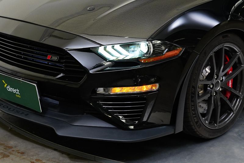 Ford Mustang - fotka 9 z 26