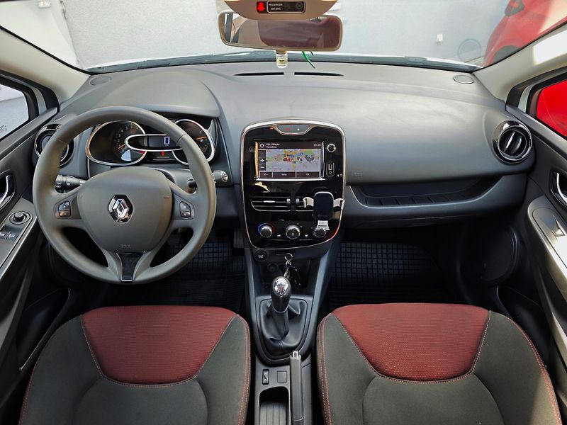 Renault Clio (2013) 1.2 16V Lutecia NAVI nové ČR - fotka 7 z 41