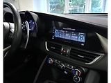 Alfa Romeo Giulia (2022) 2.0T 280k AT8 ZF Q4 4x4 Veloce - náhled 10