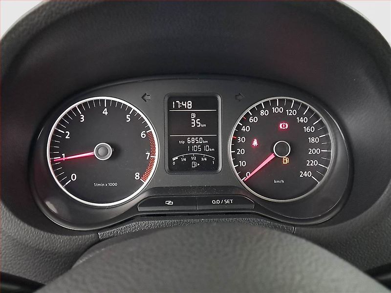 Volkswagen Polo (2009) 1.2 12V, Tempomat - fotka 11 z 19