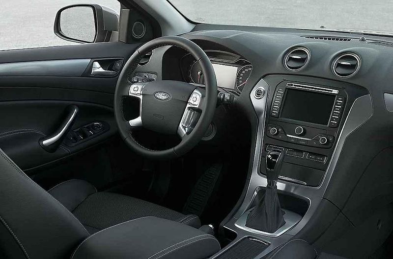 Ford Mondeo kombi.