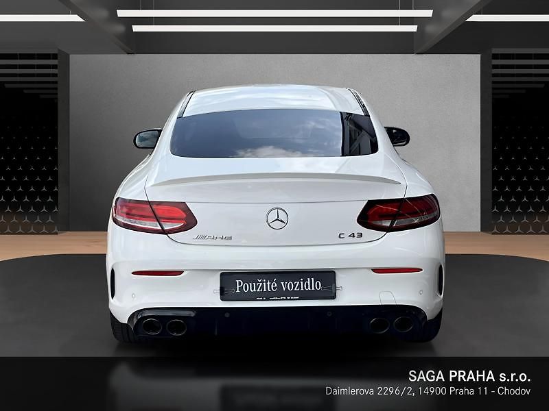Mercedes-Benz Třídy C C-Třída Mercedes-AMG 43 4MATIC - fotka 5 z 21