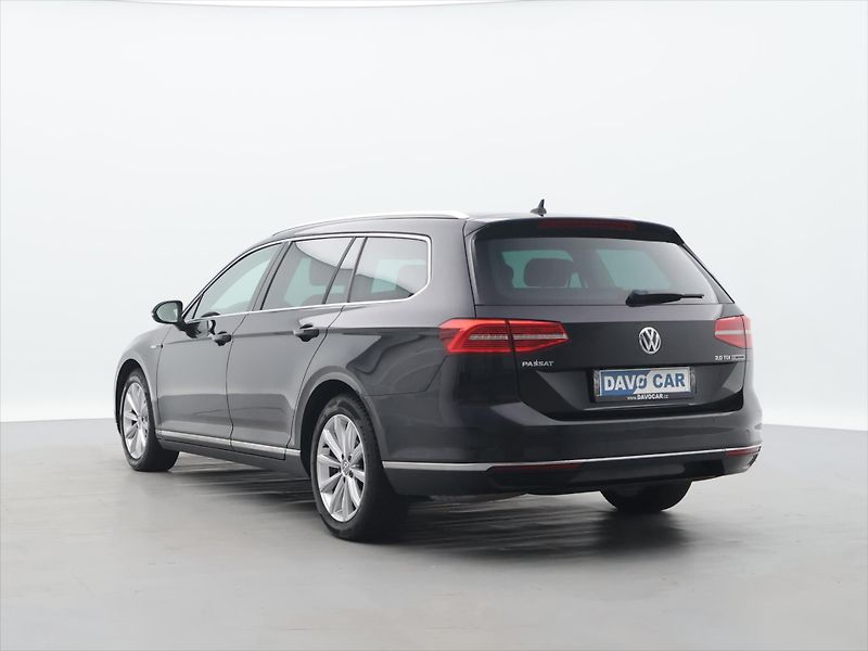 Volkswagen Passat 2,0 TDI 110 kW 4Motion Highlin - fotka 5 z 25