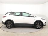 Opel Grandland X (2021) 1.2 Turbo, ČR,1.maj - náhled 6