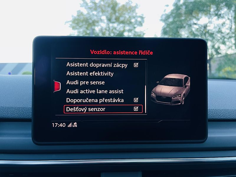 Audi A5 2.0TDI 140KW 4x4 AUT VÝHŘEV - fotka 44 z 49