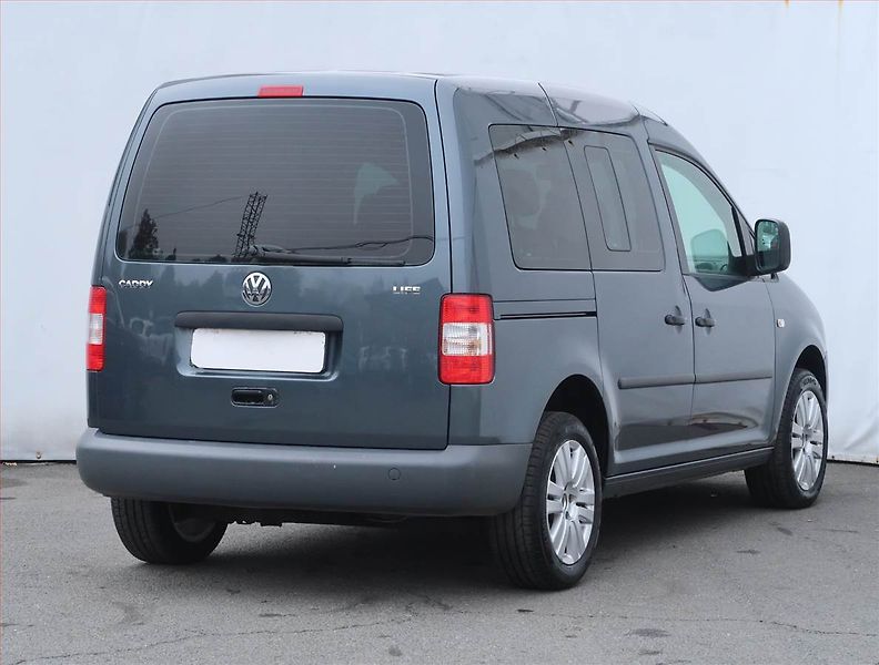 Volkswagen Caddy (2010) 1.9 TDI, 5Míst, 1Maj - fotka 5 z 16