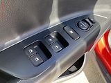 Kia Stonic (2018) 1.4 CVVT, 2.maj,ČR, Navi - náhled 13