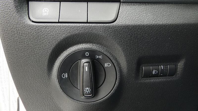 Škoda Fabia Combi 1.0 TSI Active Tour - fotka 10 z 19