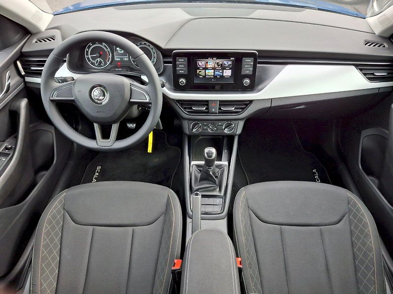Škoda Scala (2019) Ambition 1,0TSi 85kW - fotka 5 z 29