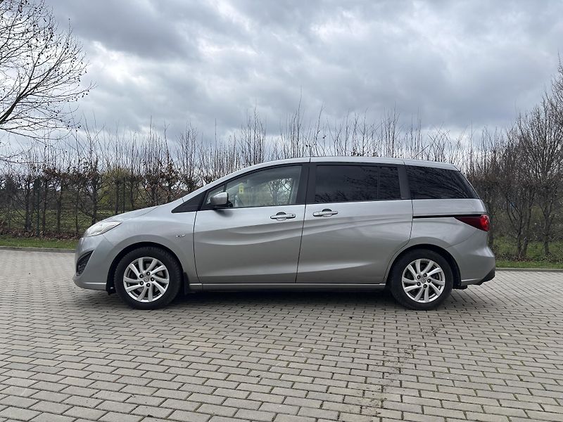 Mazda 5 2.0 Center-Line - fotka 4 z 28