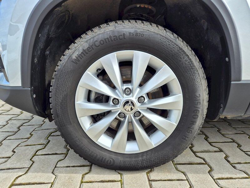 Škoda Karoq (2024) Ambition 1.5TSi 110kW 6°manuál - fotka 25 z 25