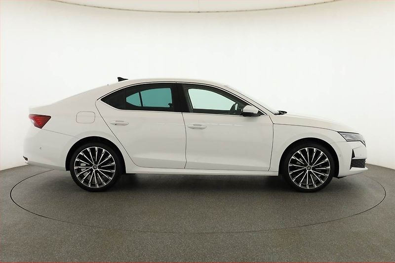 Škoda Octavia (2025) 2.0 TDI - fotka 6 z 20