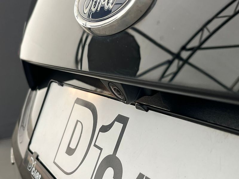 Ford Galaxy 2.5 HEV VIGNALE LED 7míst - fotka 47 z 77