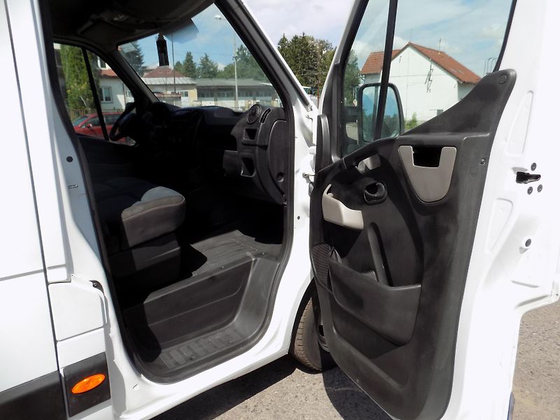 Renault Master (2016) 2,3 92KW SUPERMAXI TUPLÁKY - fotka 22 z 30