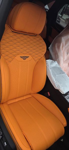 Bentley Bentayga 4.0 V8 Speed 4WD,Rezervace - fotka 6 z 16