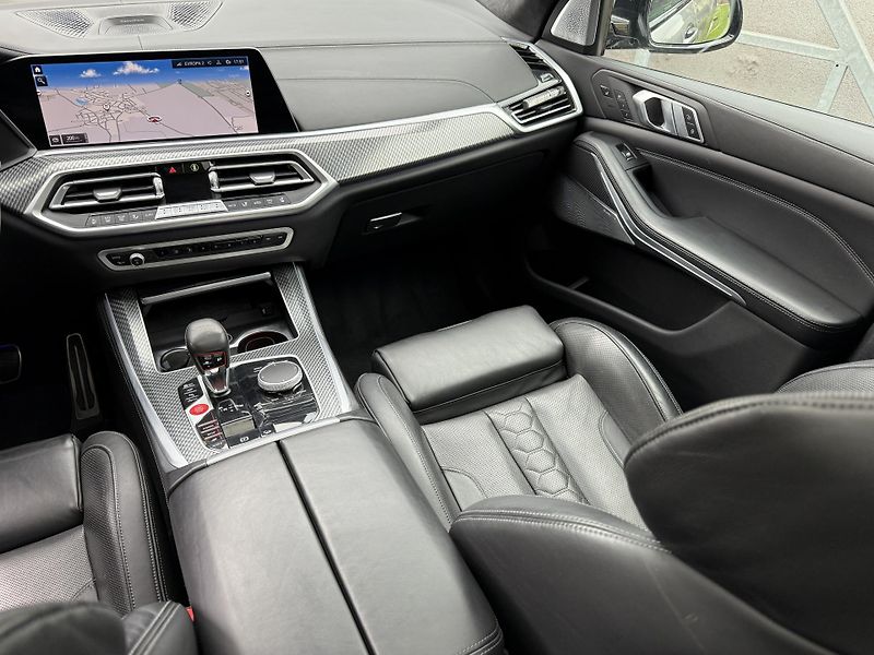 BMW X5 (2021) M, Akrapovič, nové brzdy, PPF - fotka 22 z 28