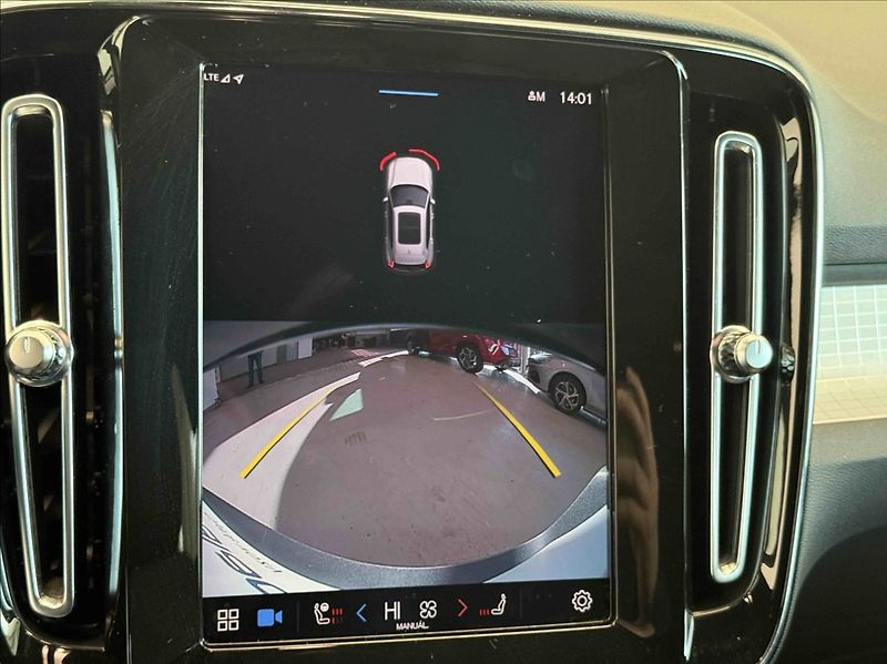 Volvo XC40 2,0 B3 Core Blis,Bezklíč - fotka 13 z 17