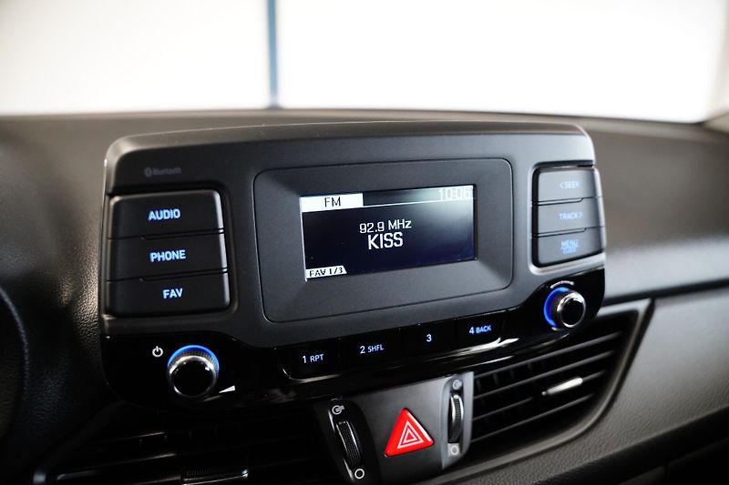 Hyundai i30 - fotka 18 z 26