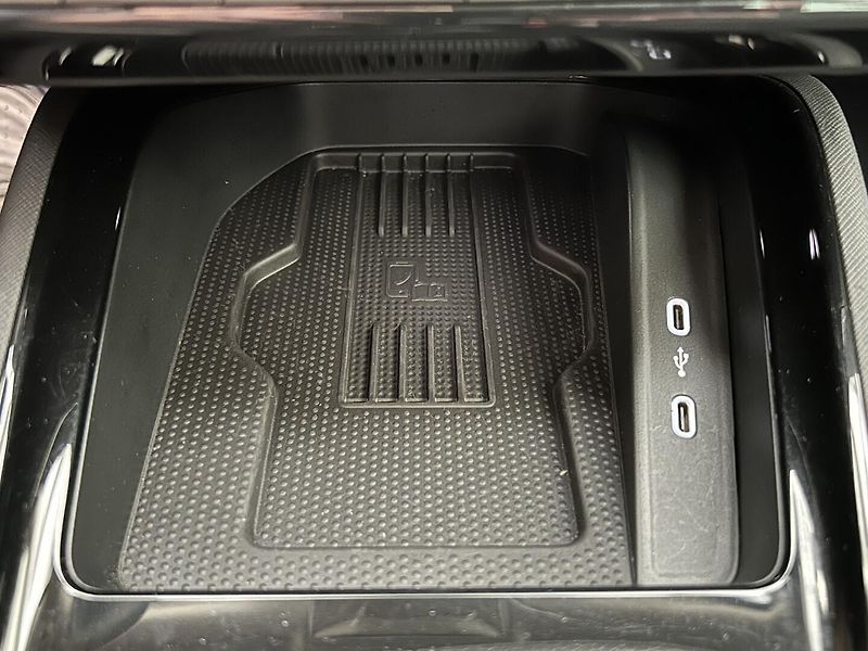 Škoda Kamiq 1.5 TS Top selection - fotka 21 z 28