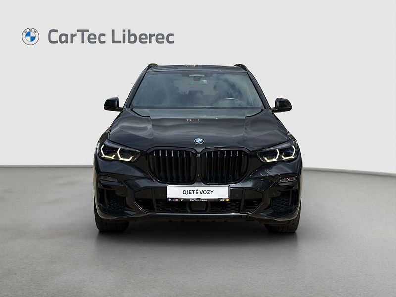BMW X5 xDrive30d - fotka 15 z 20